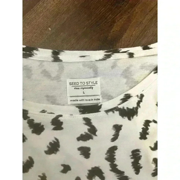 Seed to Style Women’s L Black White Animal Print Organic‎ Cotton Long Sleeve Top - Picture 4 of 9